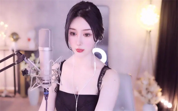 虎牙猫崽崽三分糖定制福利视频被曝光(很多女主播没底线)