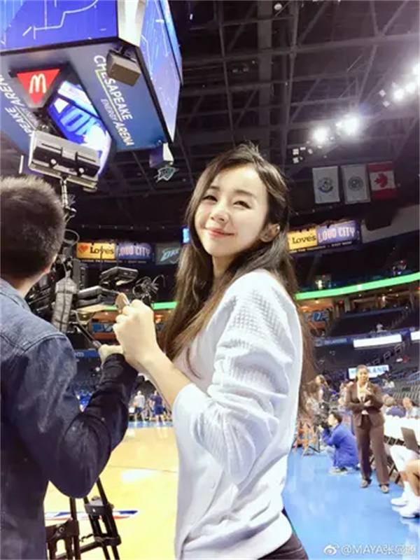 张曼源看书视频是怎么回事(竟还有人卖张曼源的视频)