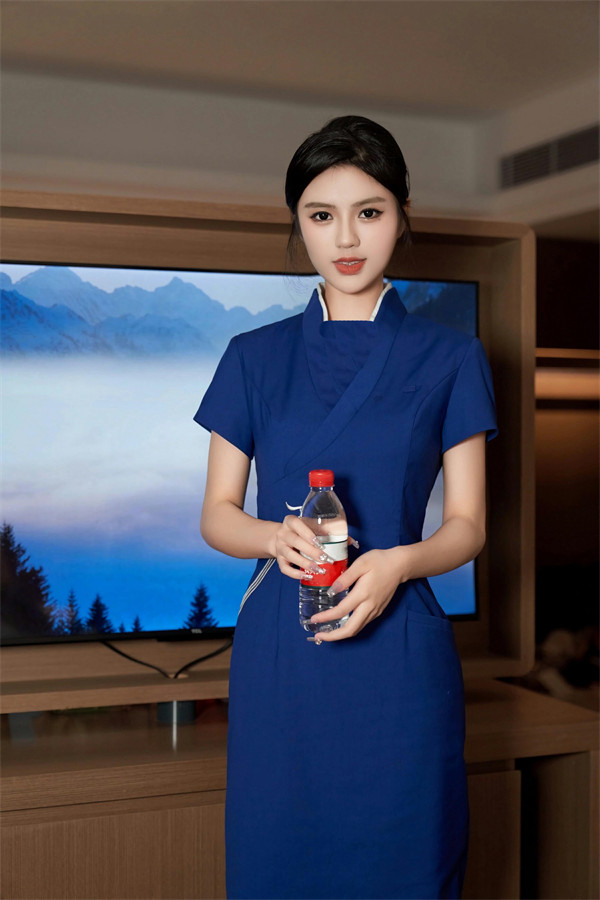 秀人网颜浅浅Cindy资料介绍(空姐制服还是顶啊)