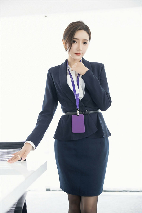 王馨瑶御姐风写真照片曝光(这谁能把持住啊)