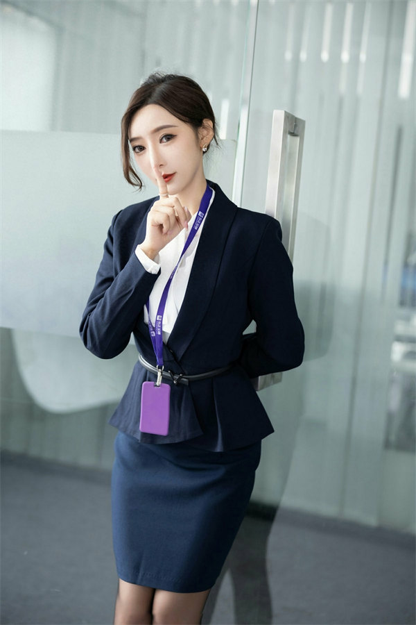 王馨瑶御姐风写真照片曝光(这谁能把持住啊)