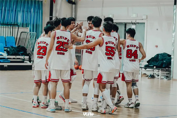 回浦中学篮球队为什么那么厉害(是有底蕴在的)