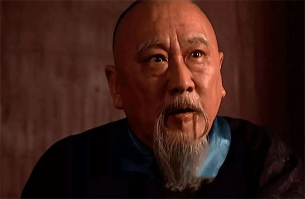 揭秘索额图被康熙活活饿死的原因(那得先说索额图的功与过)