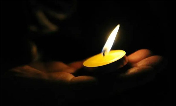 呼和浩特兴光A9小区跳楼事件(胡锡进为其发声)