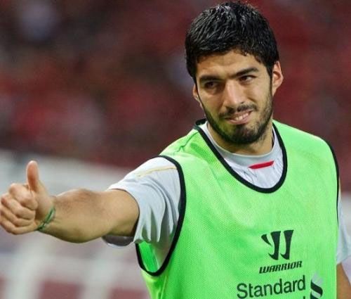 实况足球变态版下载-实况足球手游bt版下载 v8.1.0安卓版